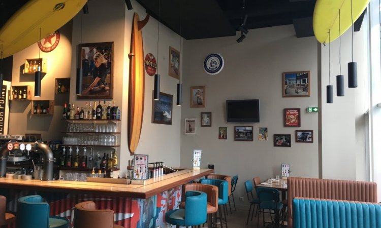 Aménagement restaurant WOODY'S DINNER sur ANGLET 